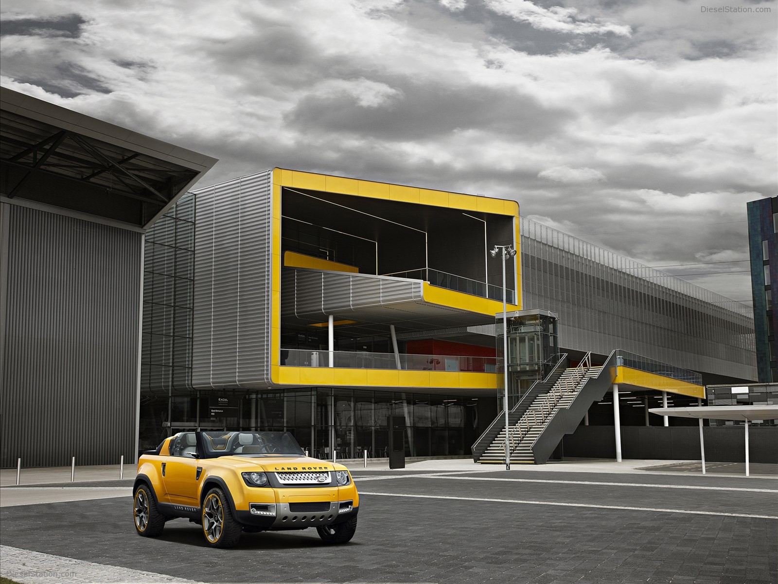 Land Rover Defender DC100 Sport Concept 2011 Land Rover Defender DC100 Sport Concept 2011